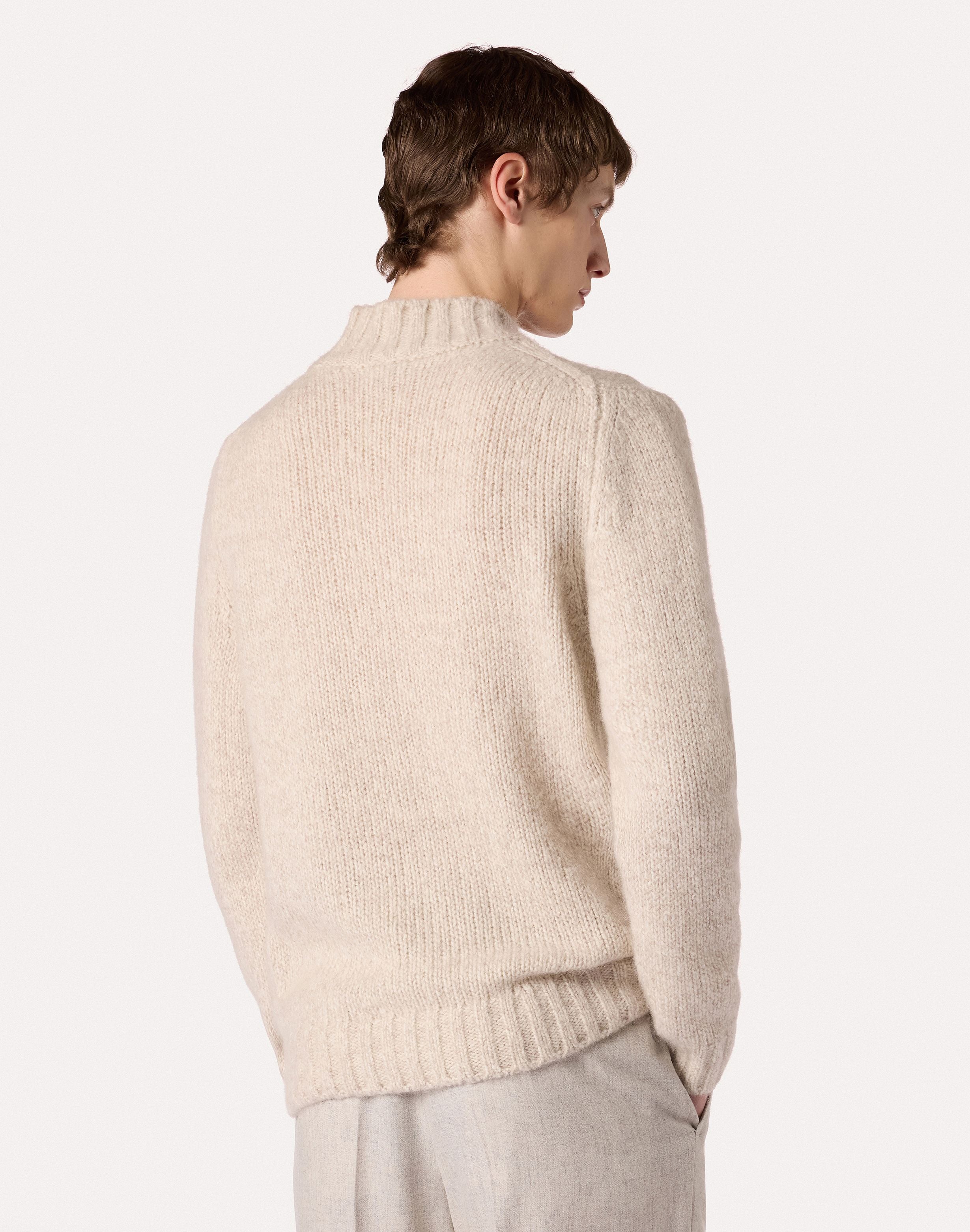 Rollkragenpullover in sandfarbener superfine Merinowolle CREAM Lardini 5