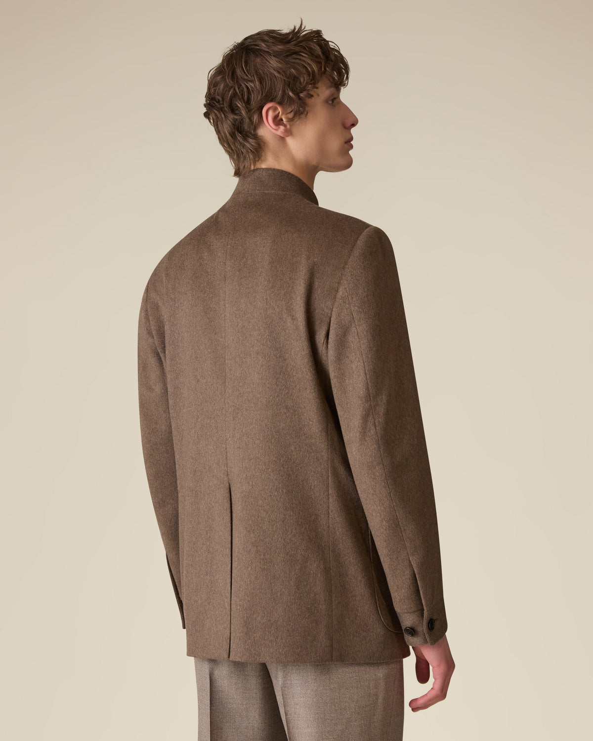 Einreihiges Sakko aus reinem braunem Kaschmir BROWN Lardini 5