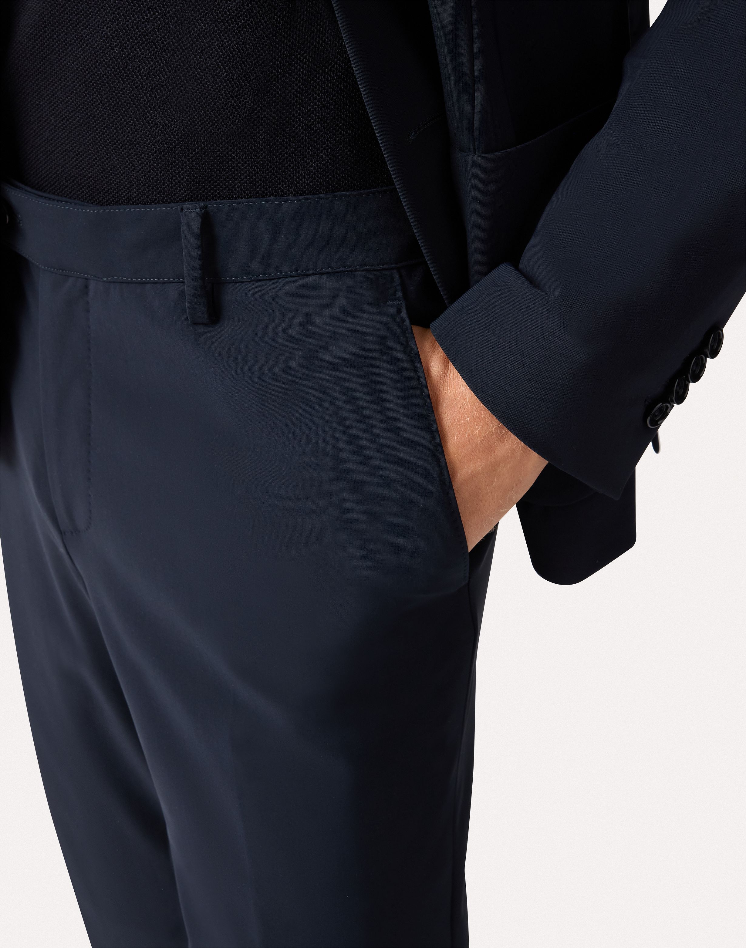 Abito blu in tessuto tecnico bi-stretch BLUE Lardini 4