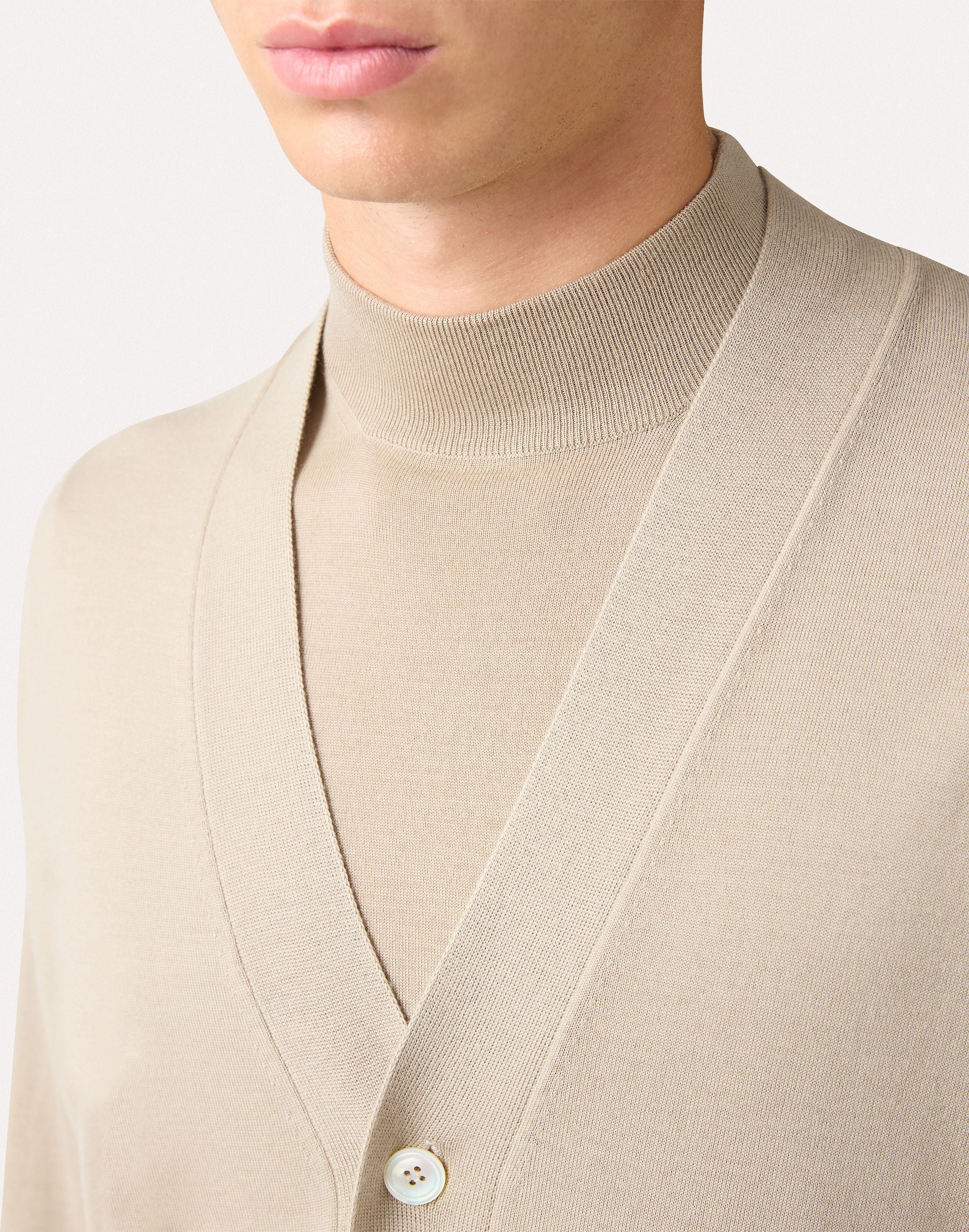 Rundhalspullover in sandfarbener superfine Merinowolle BEIGE Lardini 3