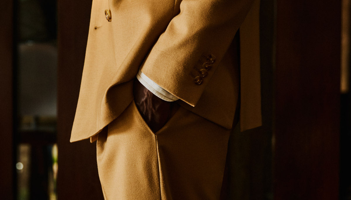 Lardini Scrolling Banner - The Lardini Suit