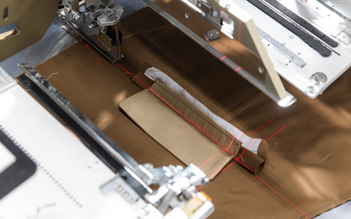 Lardini Scrolling Banner - Heritage and Evolution