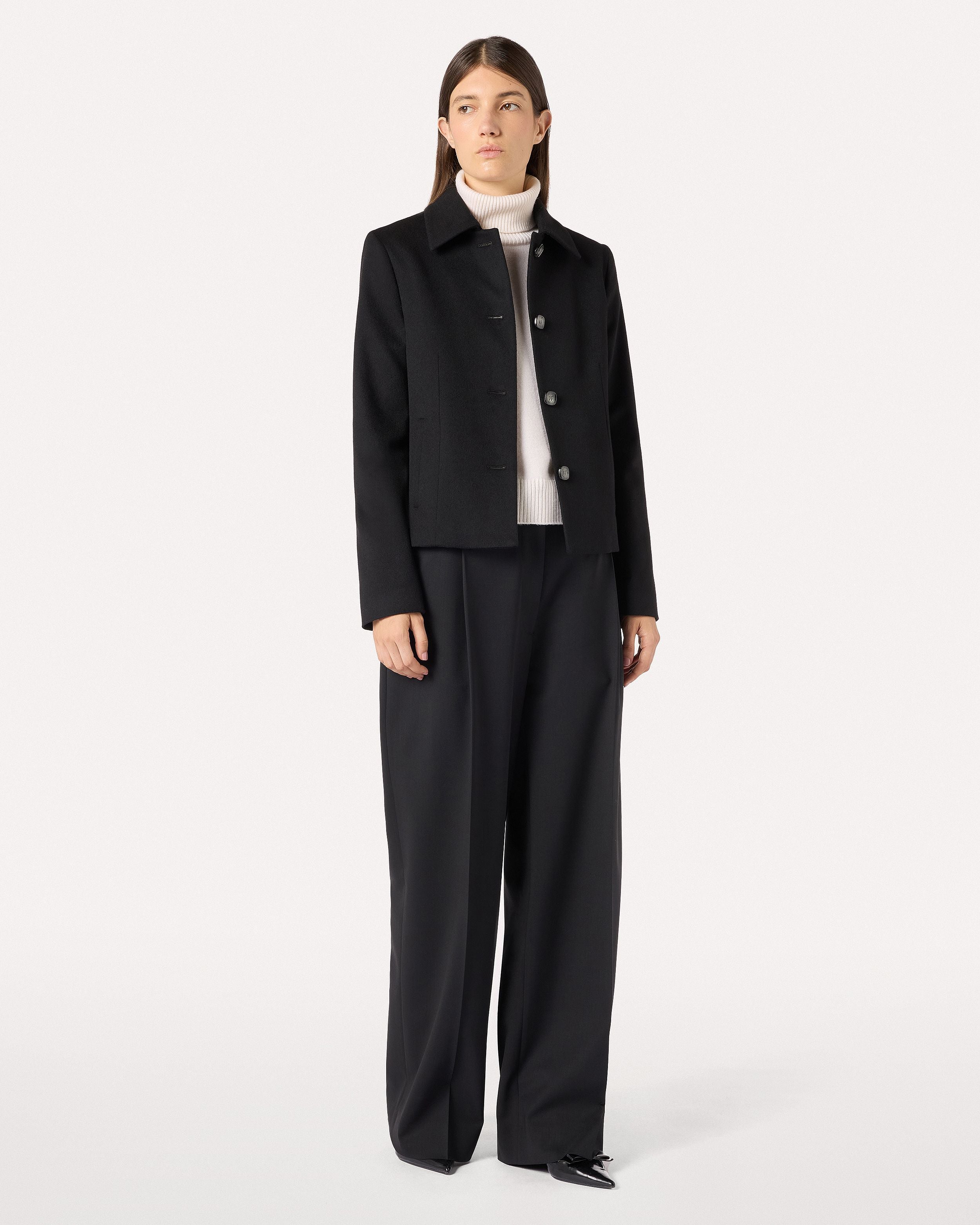 Giacca corta monopetto in panno di lana nero BLACK Lardini 2