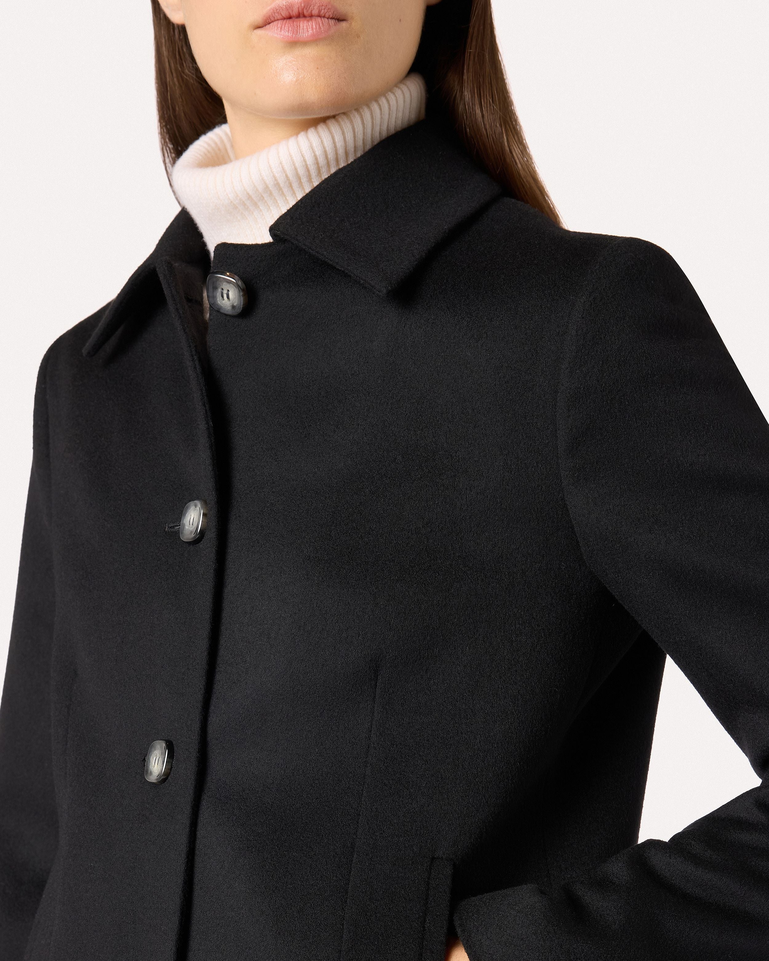 Giacca corta monopetto in panno di lana nero BLACK Lardini 3