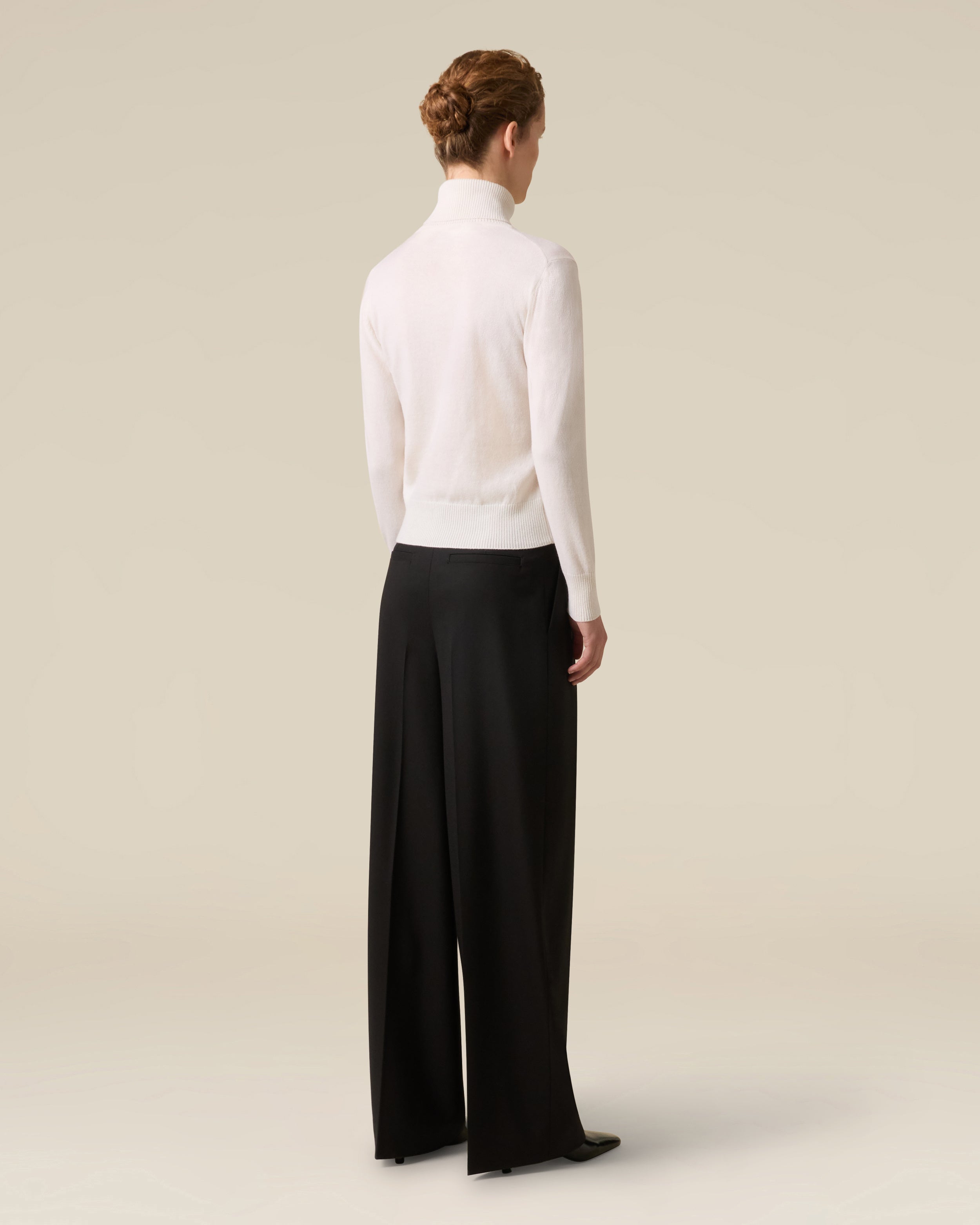 Ivory wool and cashmere turtleneck CREAM Lardini 5