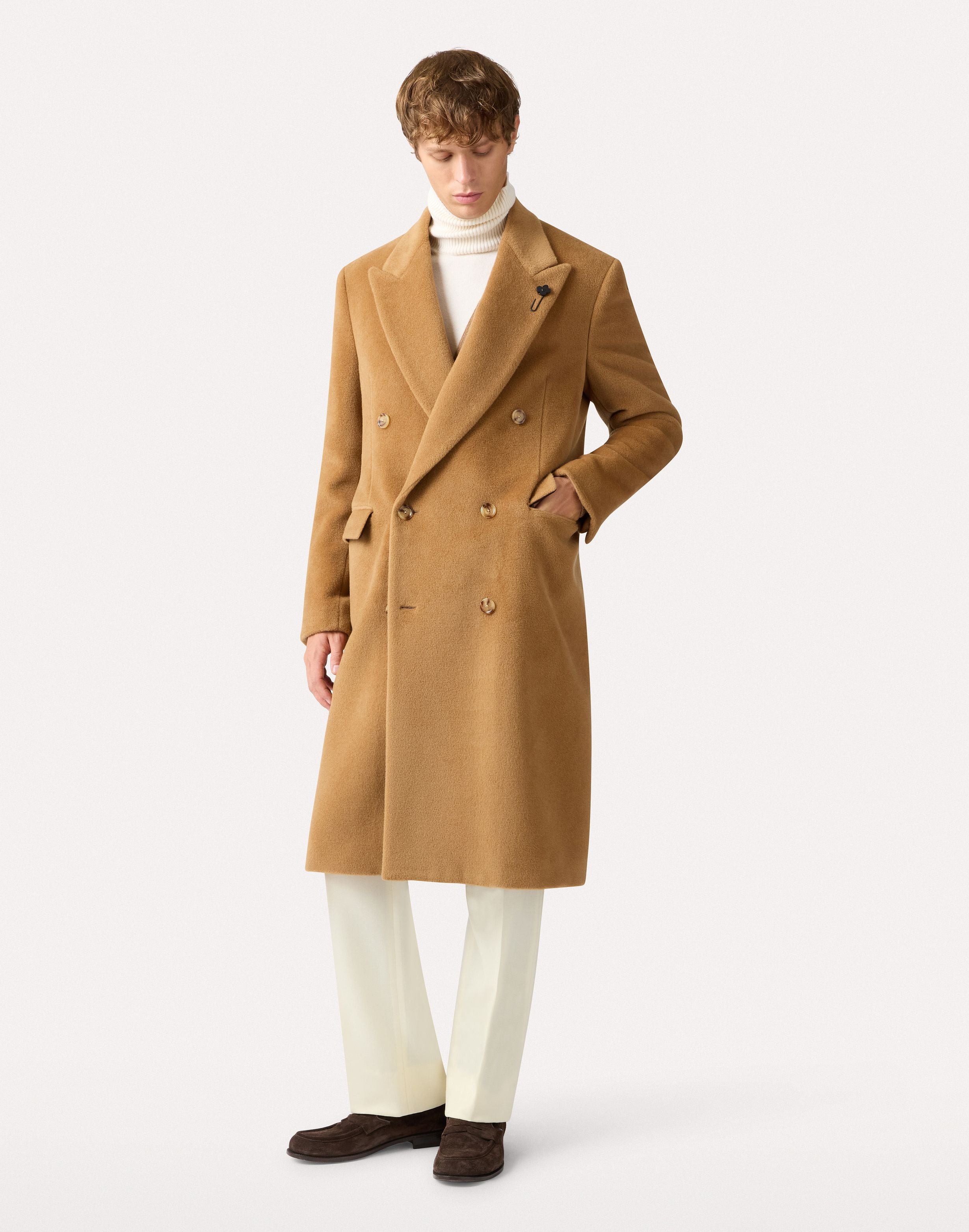 Cappotto doppiopetto nocciola in lana HAZELNUT Lardini 4