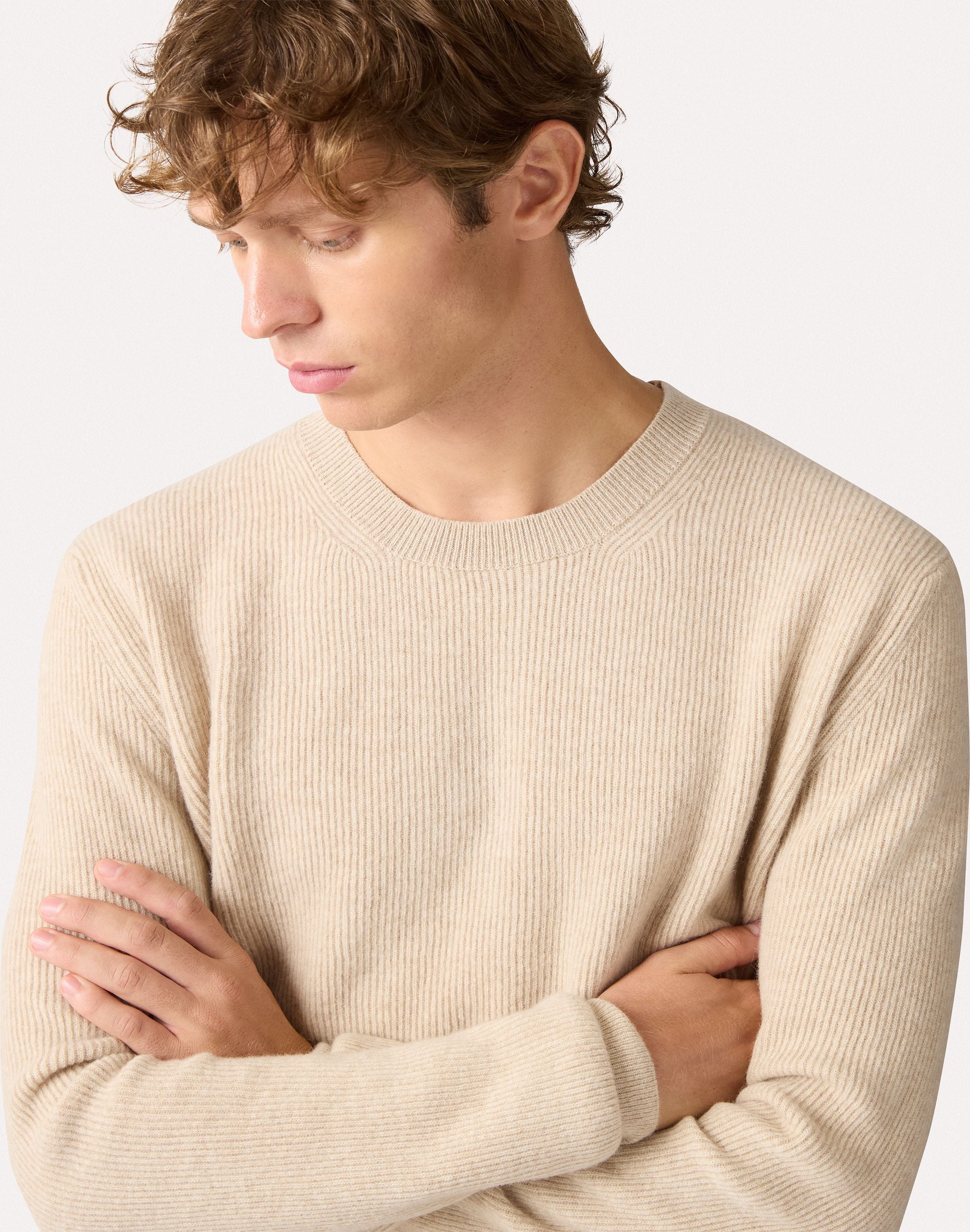 Beige crewneck sweater in wool and cashmere CREAM Lardini 3