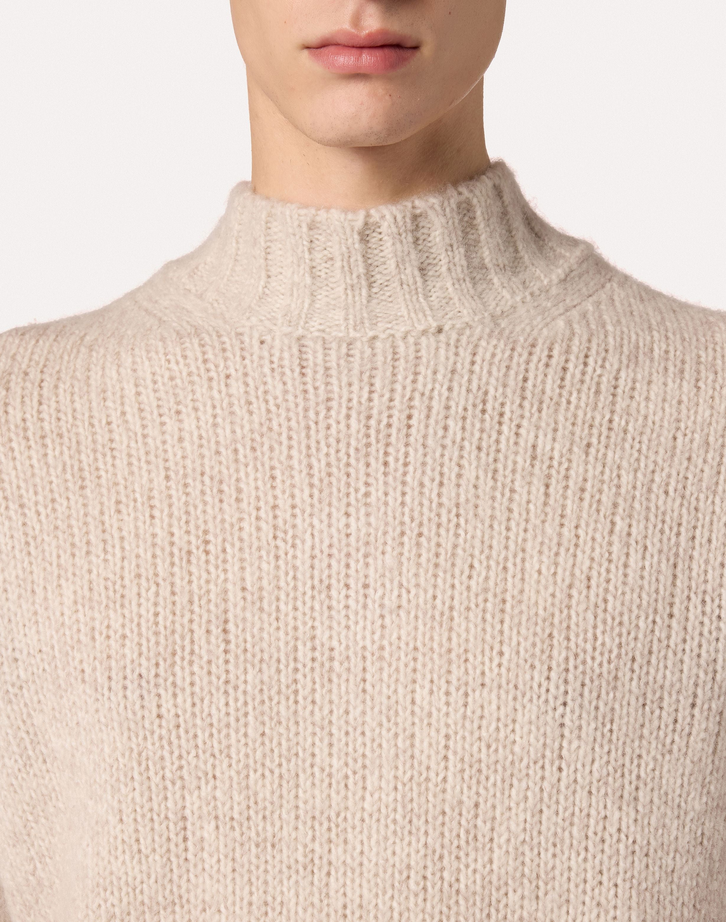 Rollkragenpullover in sandfarbener superfine Merinowolle CREAM Lardini 3