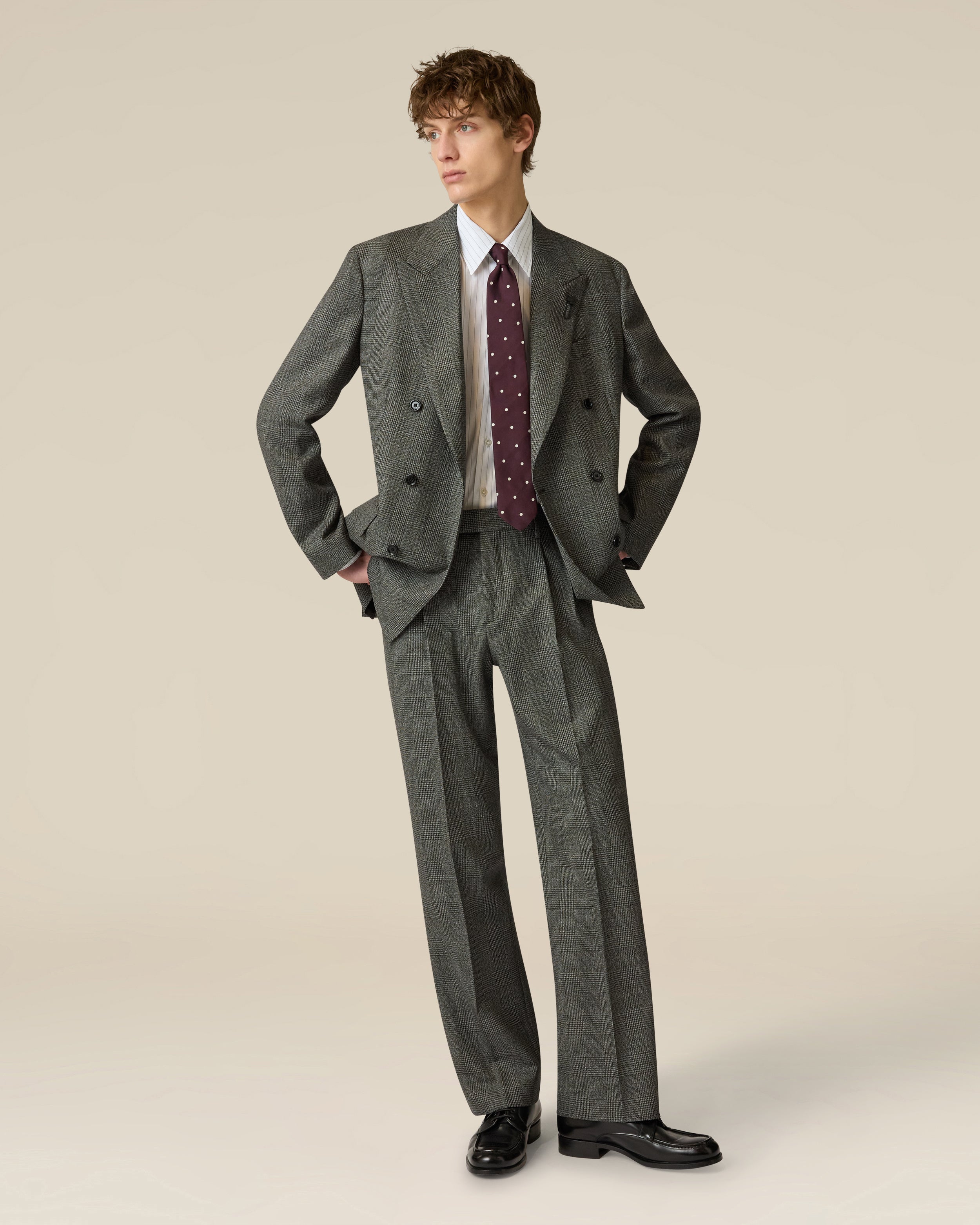 Lardini | Elegance and style. Clothing, accessories, shoes