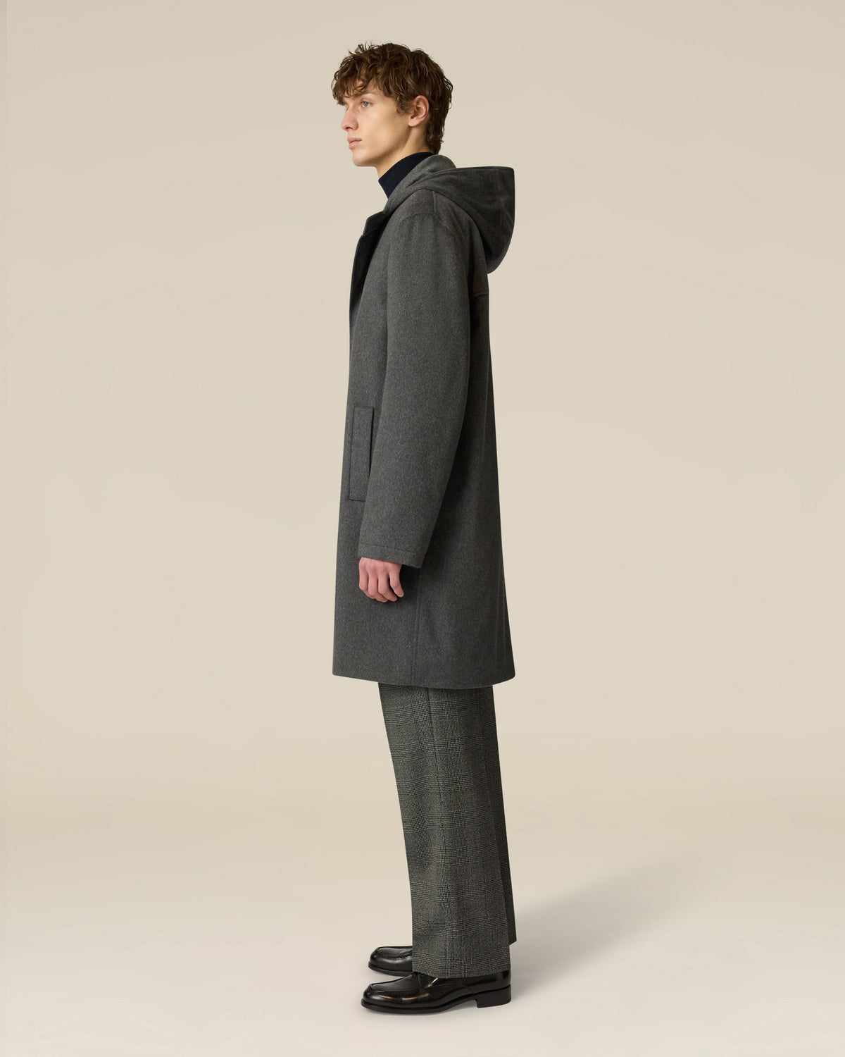 Grau gepolsterter Kaschmirmantel mit Kapuze GREY Lardini 5