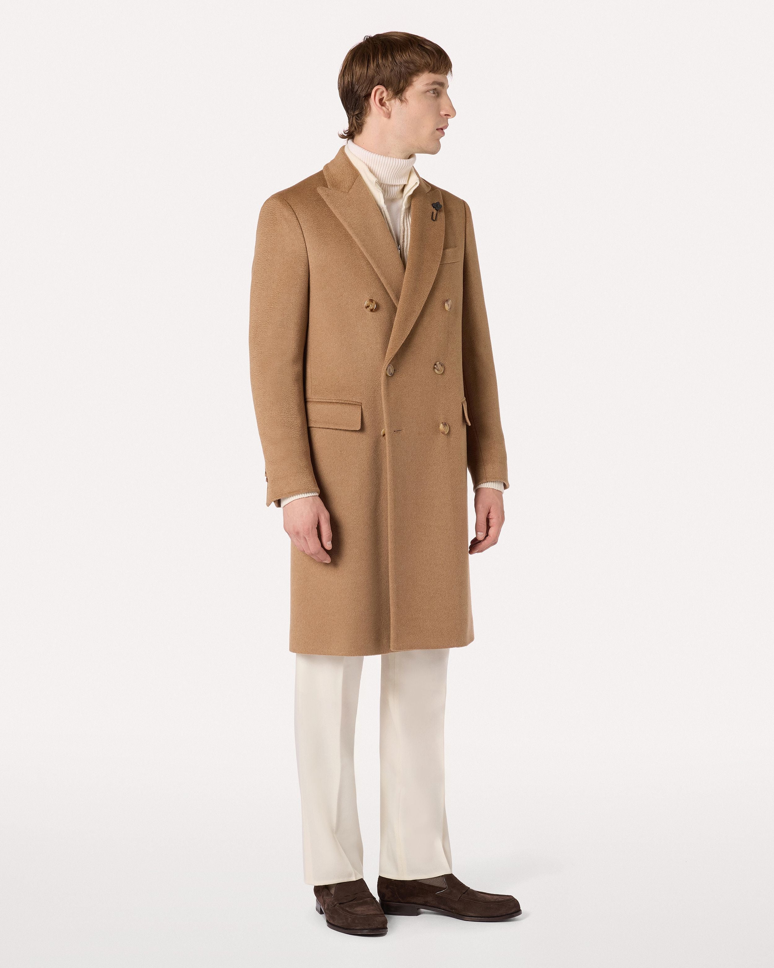Cappotto doppiopetto nocciola in cammello zibellino HAZELNUT Lardini 4