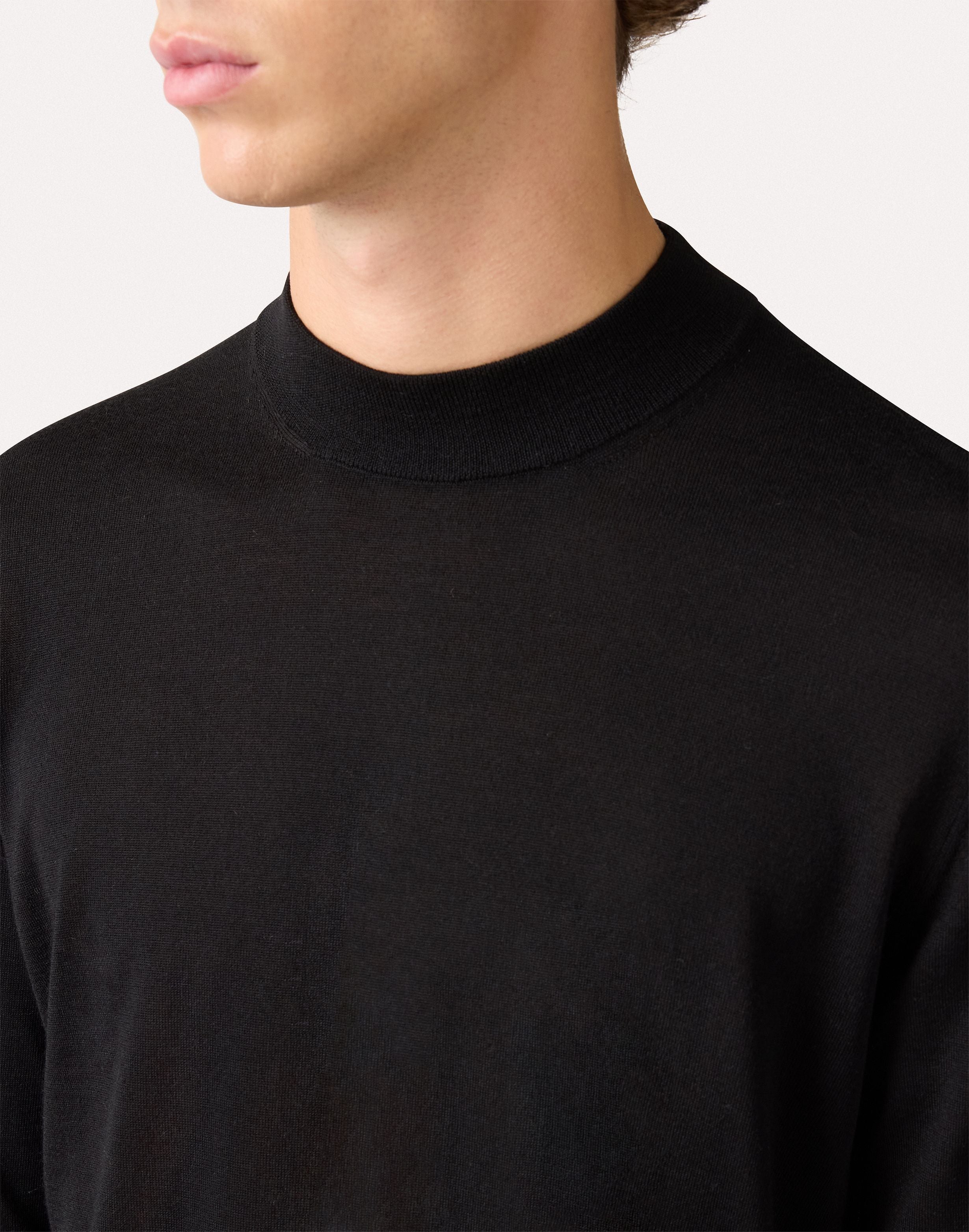 Black turtleneck in wool, silk, and cashmere BLACK Lardini 3