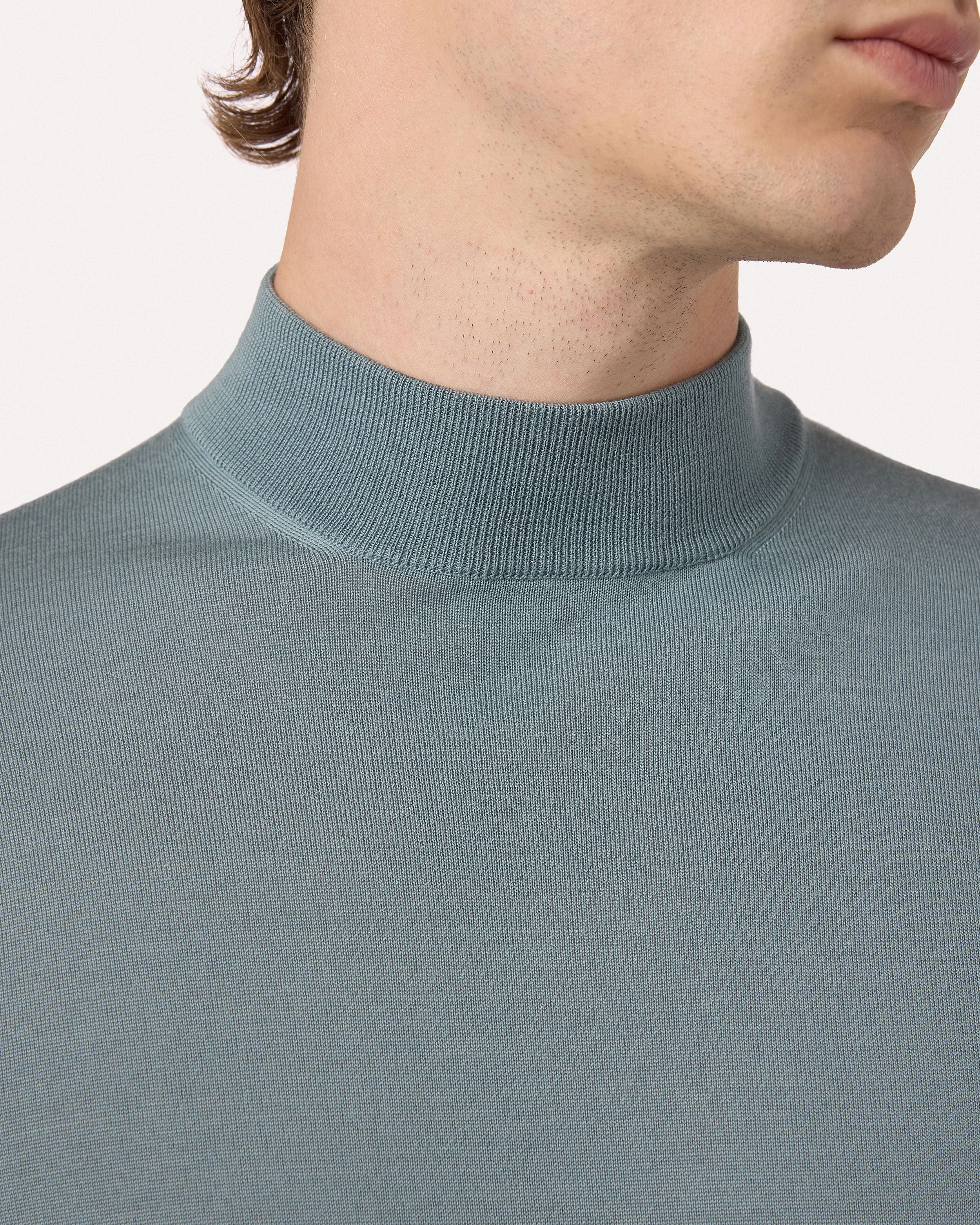Lupetto azzurro polvere in lana merino superfine WATER GREEN Lardini 3