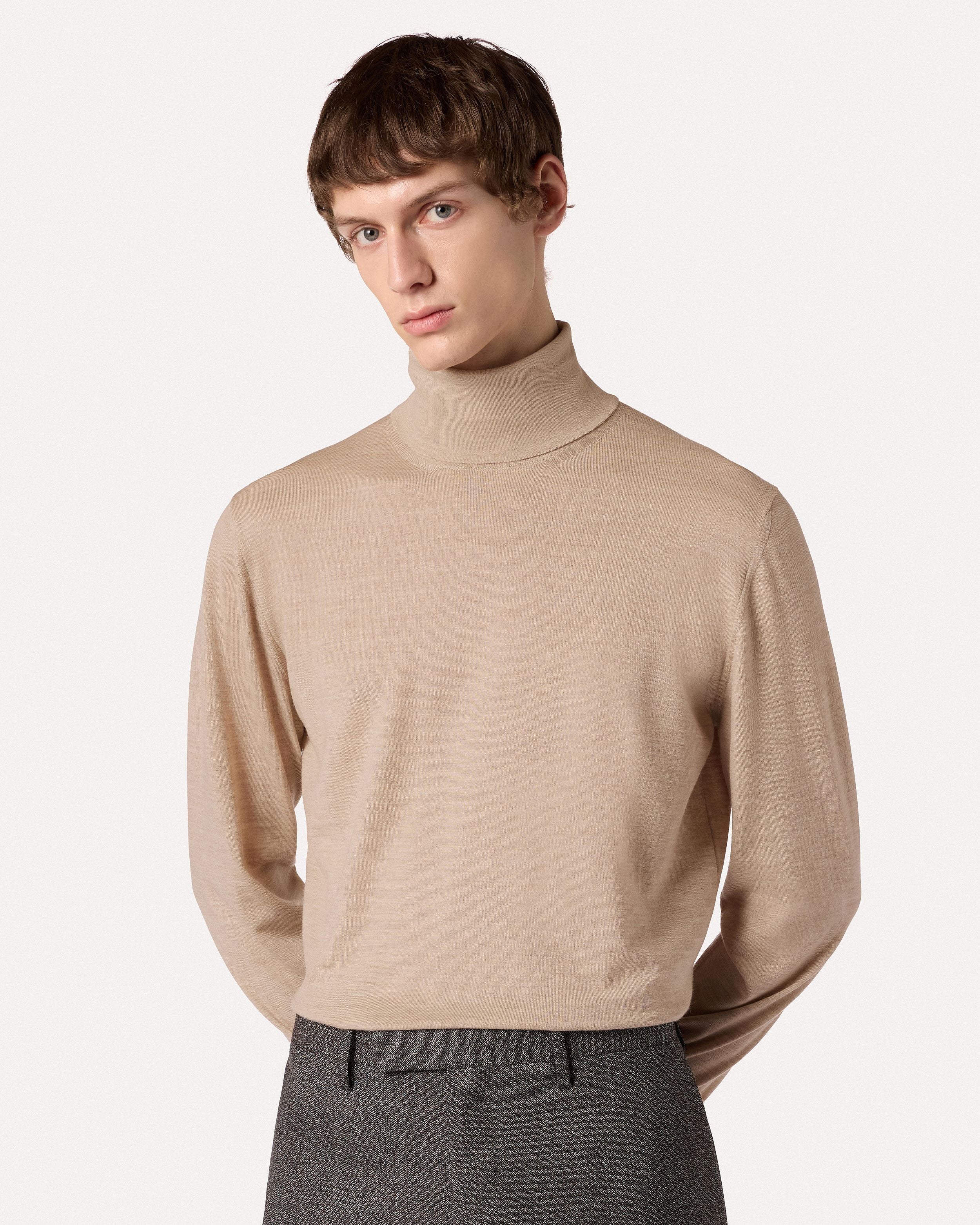 Dolcevita sabbia in lana merino superfine beige BEIGE Lardini 4