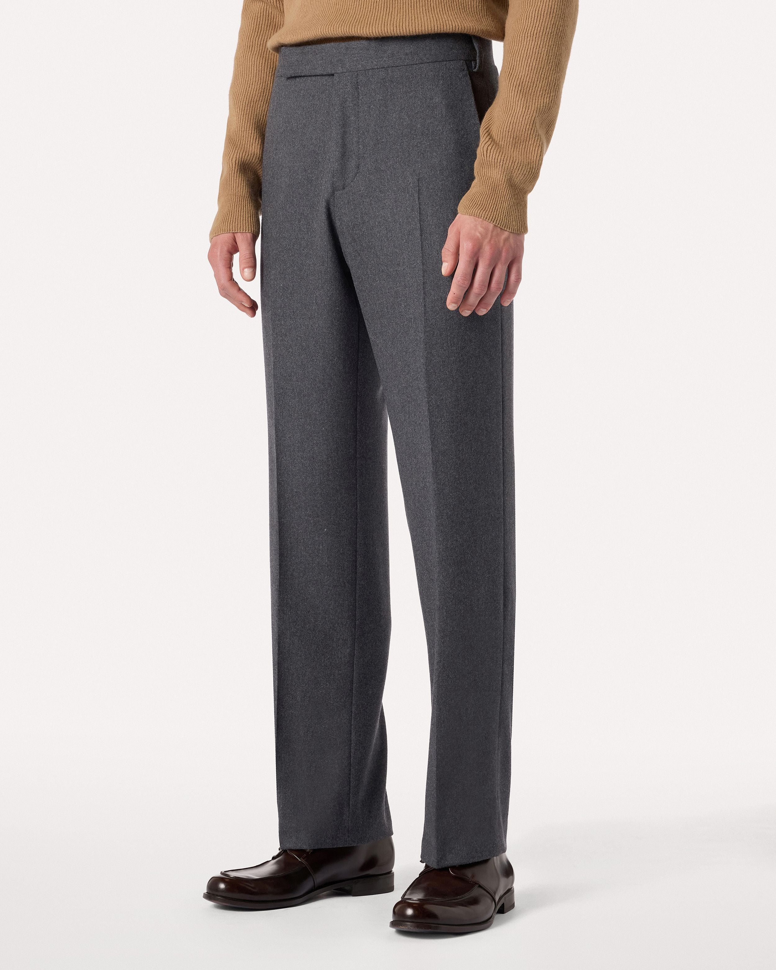 Pantalone antracite senza pieghe in flanella leggera GREY Lardini 4