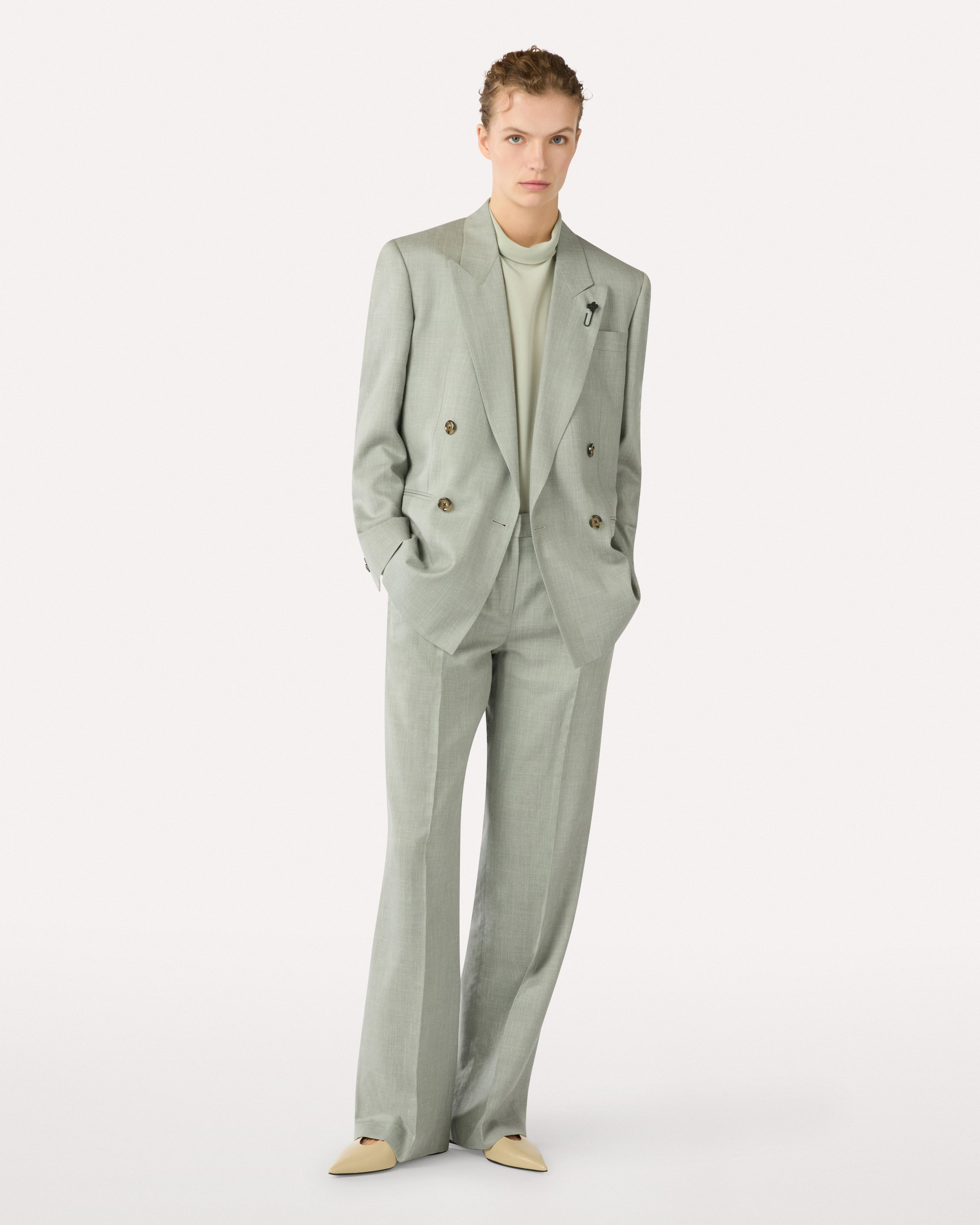 Lardini | Elegance and style. Clothing, accessories, shoes