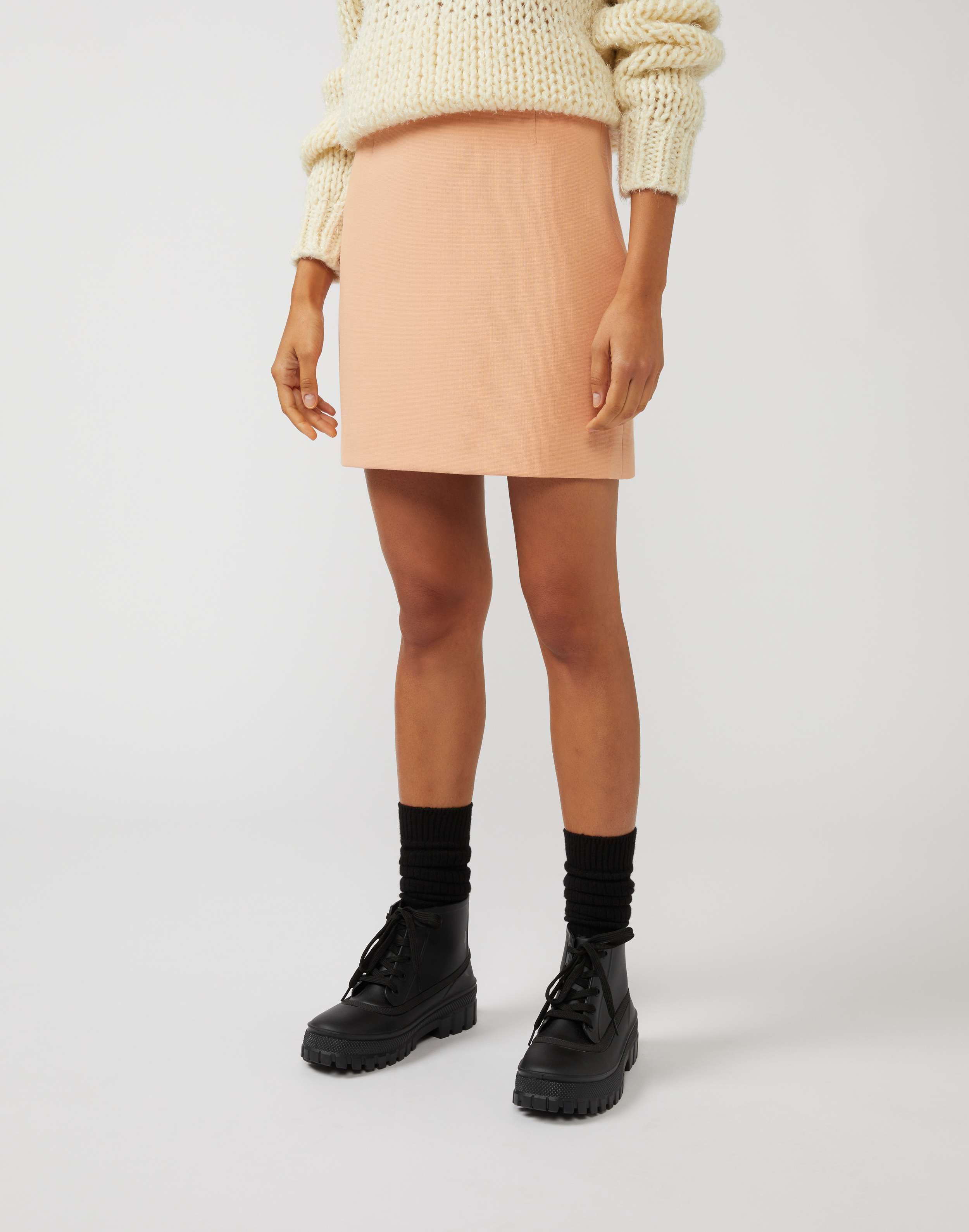 Straight mini skirt in a pink wool blend