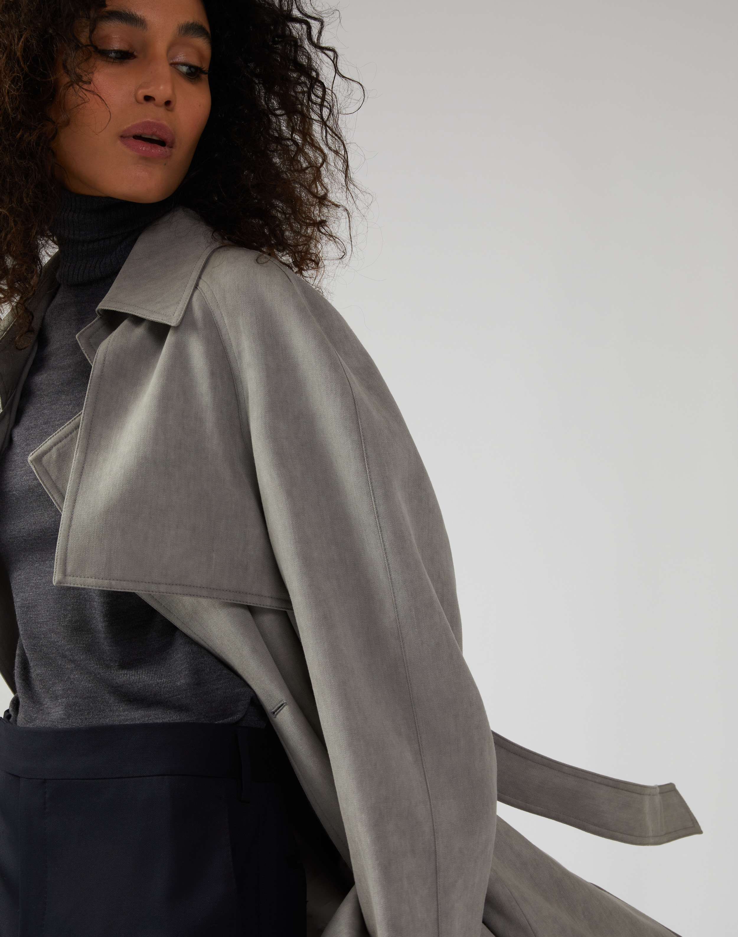 Grey belted trench coat in wool gabardine