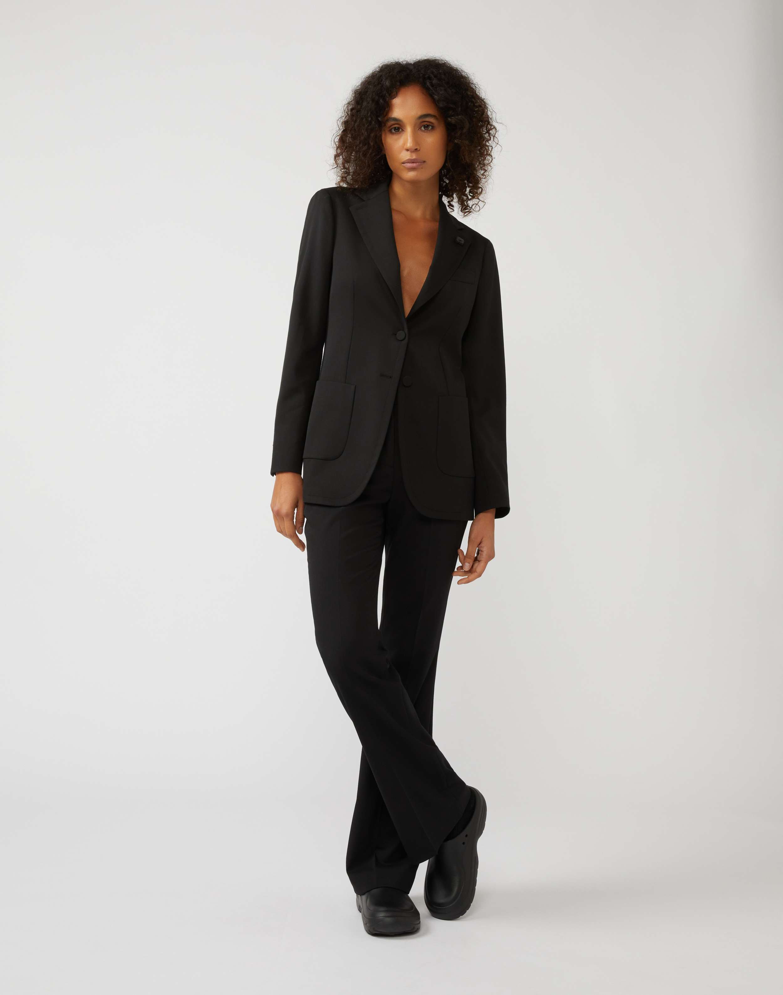 Jacket in stretchy black cool wool 