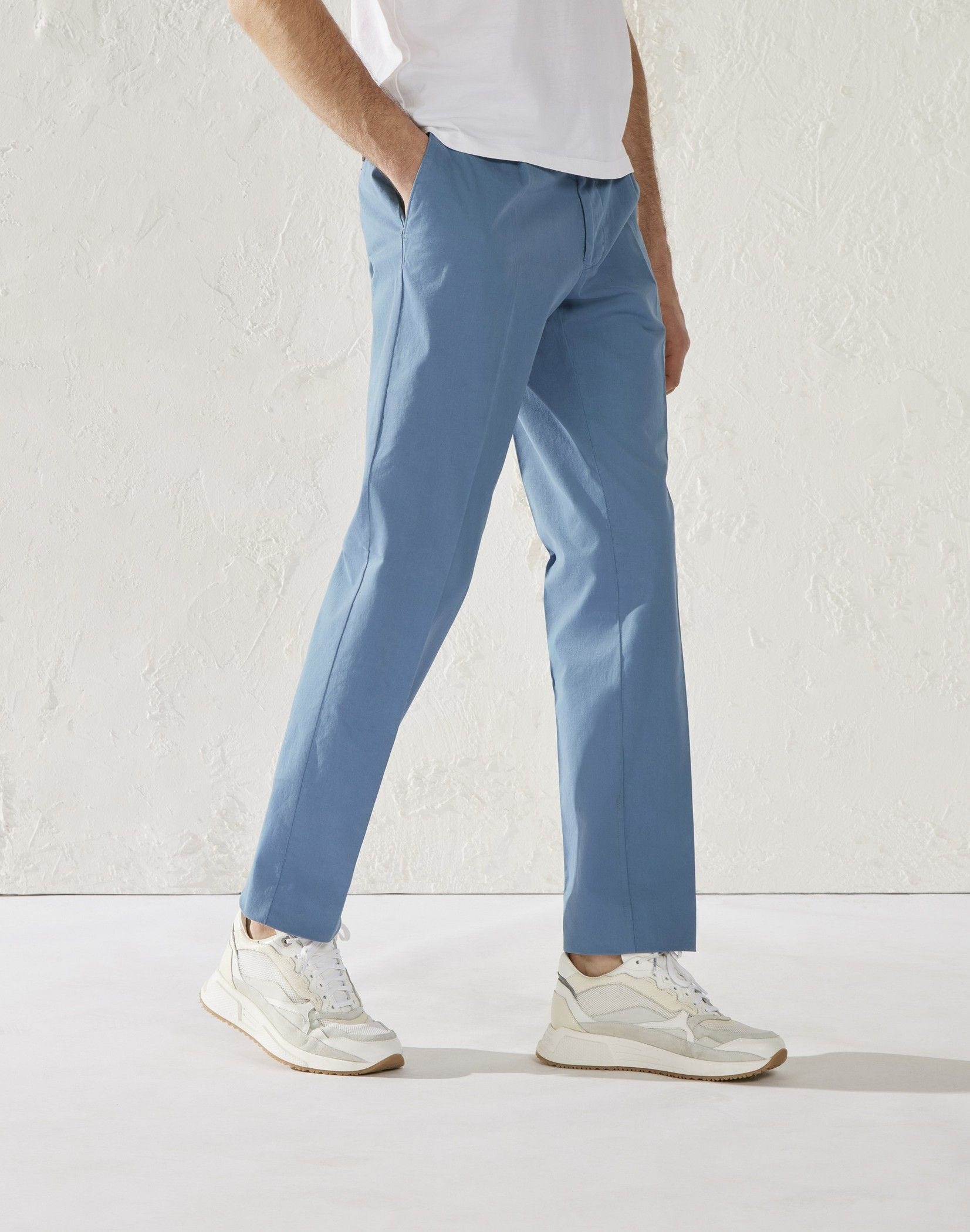Light blue extra-comfortable cotton gabardine trousers