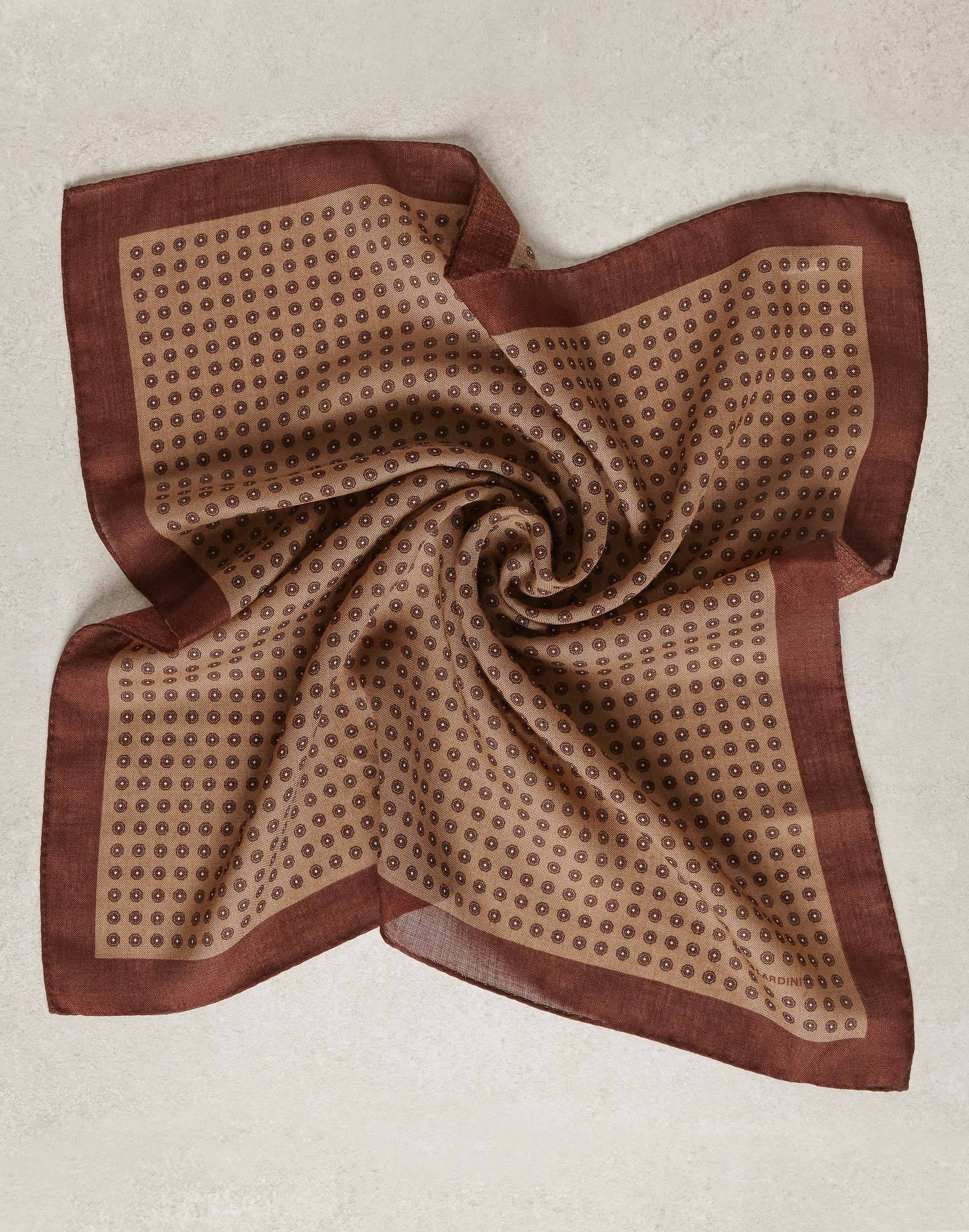 Beige-and-brown scarf with geometric patterning