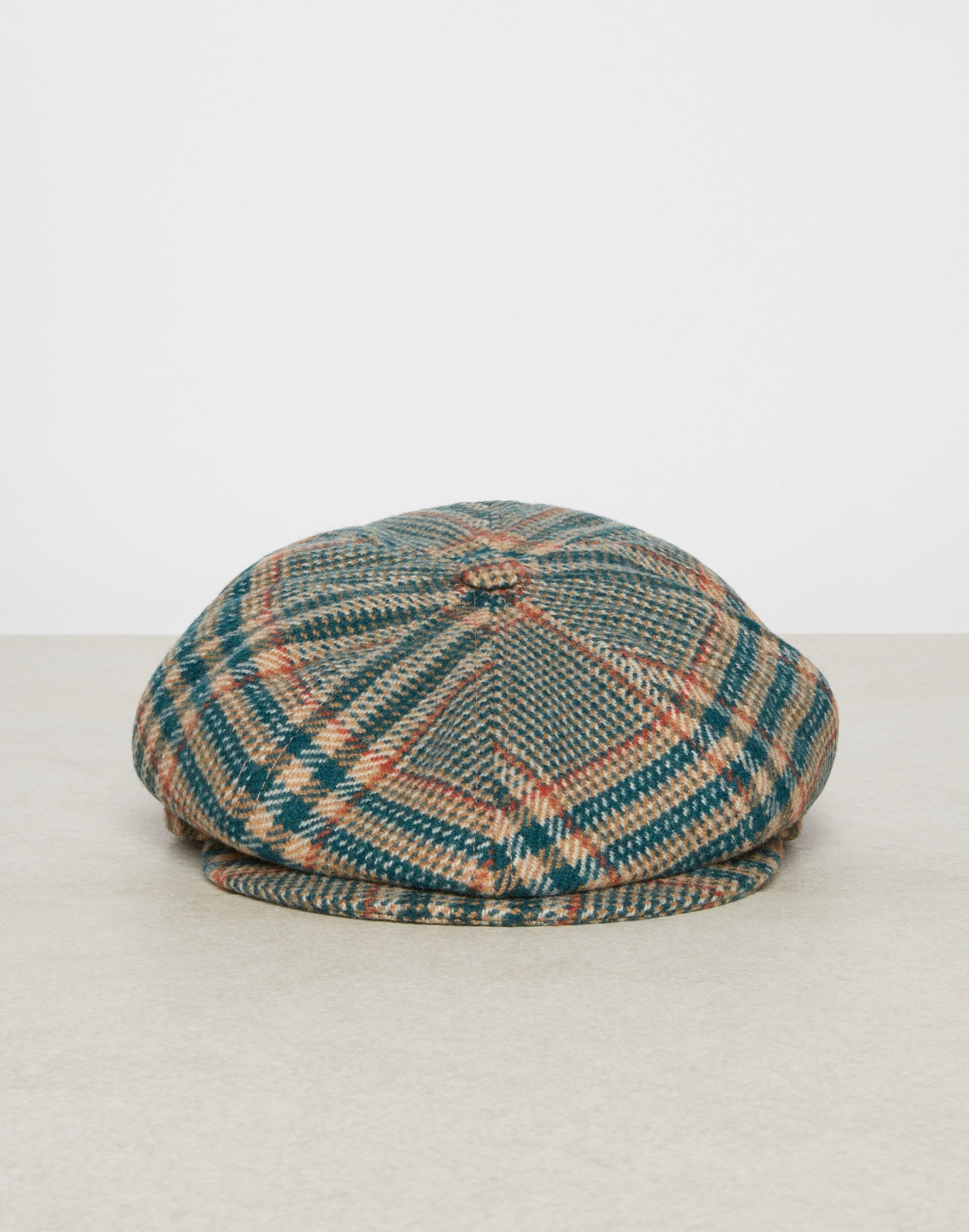 Flat cap in tartan-patterned lambswool 