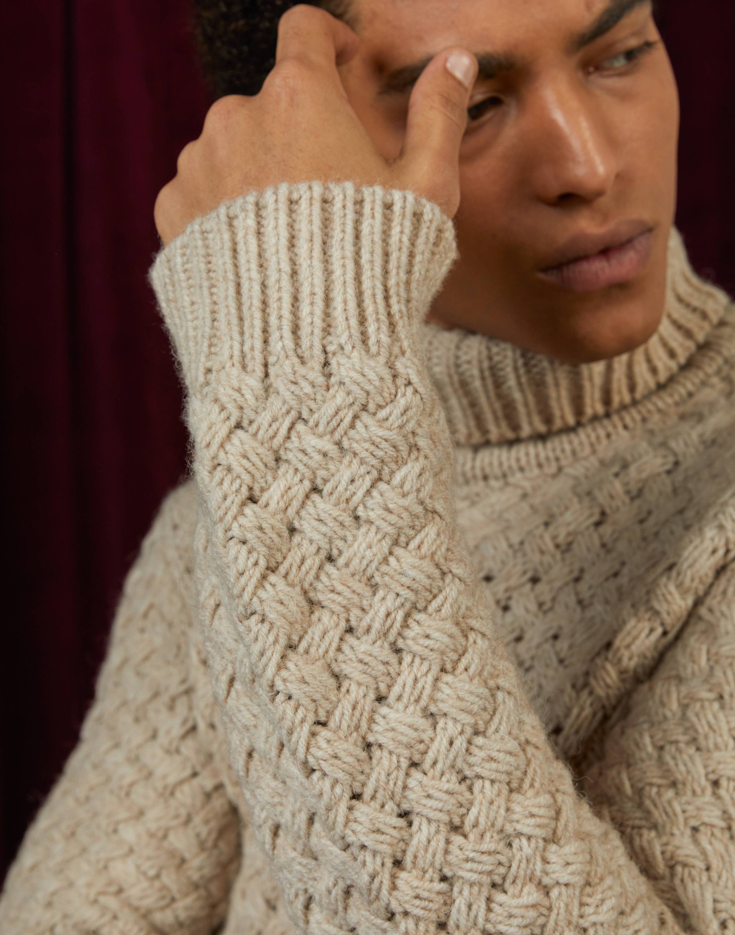 Tricot-knit cream-coloured turtleneck in alpaca and wool