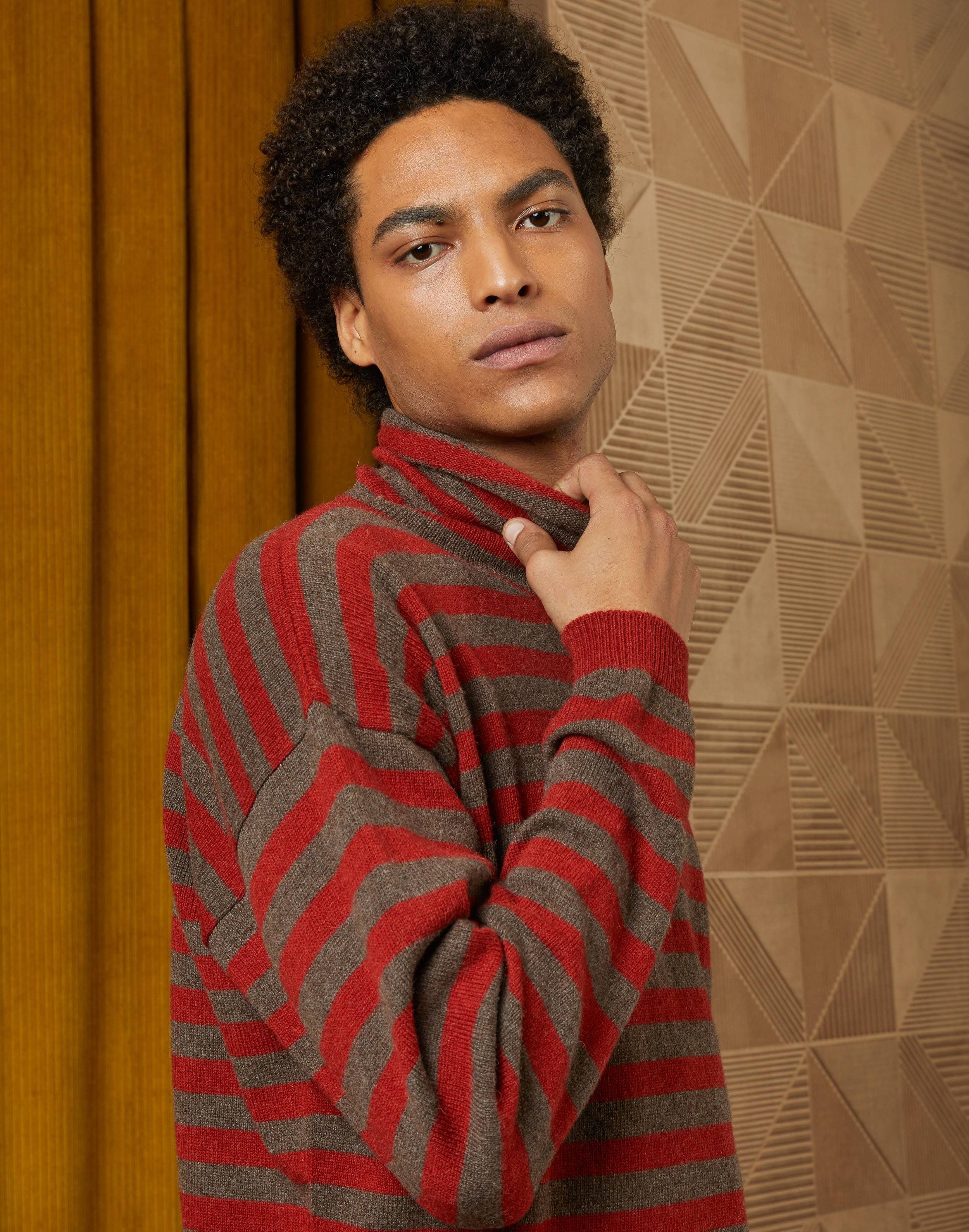 Wool-and-Alpaca turtleneck in grey-and-red stripes