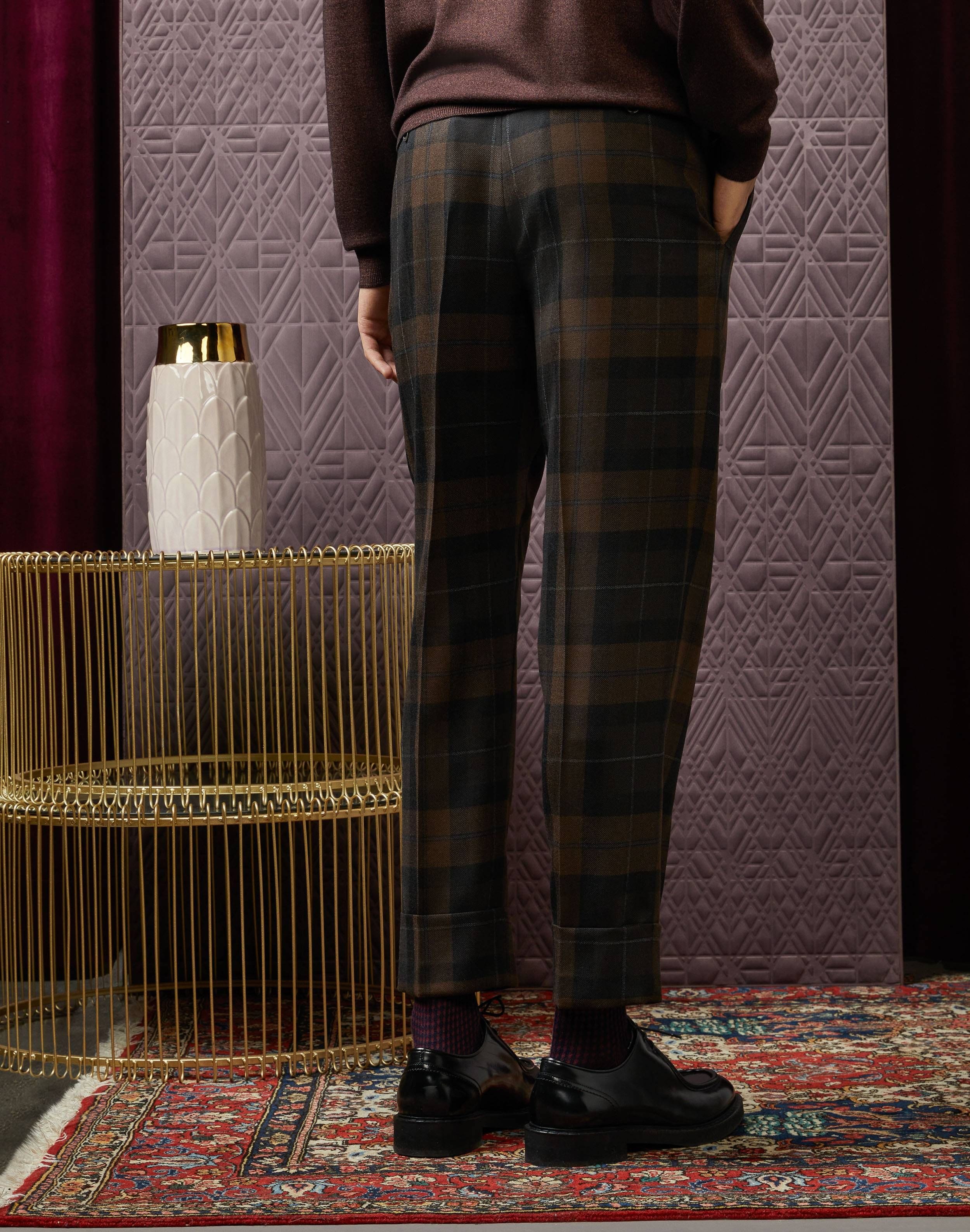 Flat-front trousers in English Madras wool