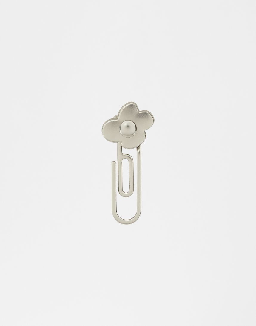 Silver lardini flower lapel accessory