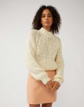 Chunky-knit sweater in white wool 1