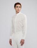 Camicia bianca con collo italiano in voile 2