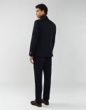 Blue woollen suit with a diagonal pattern - Attitude 4