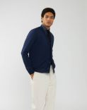 V-necked cardigan in blue worsted wool 1