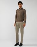 Hazel-brown polo shirt in worsted wool 4