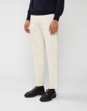 Chino pants in cream-coloured cotton 1