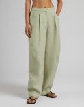 Pantalone ampio a vita bassa in tela di lino verde 2