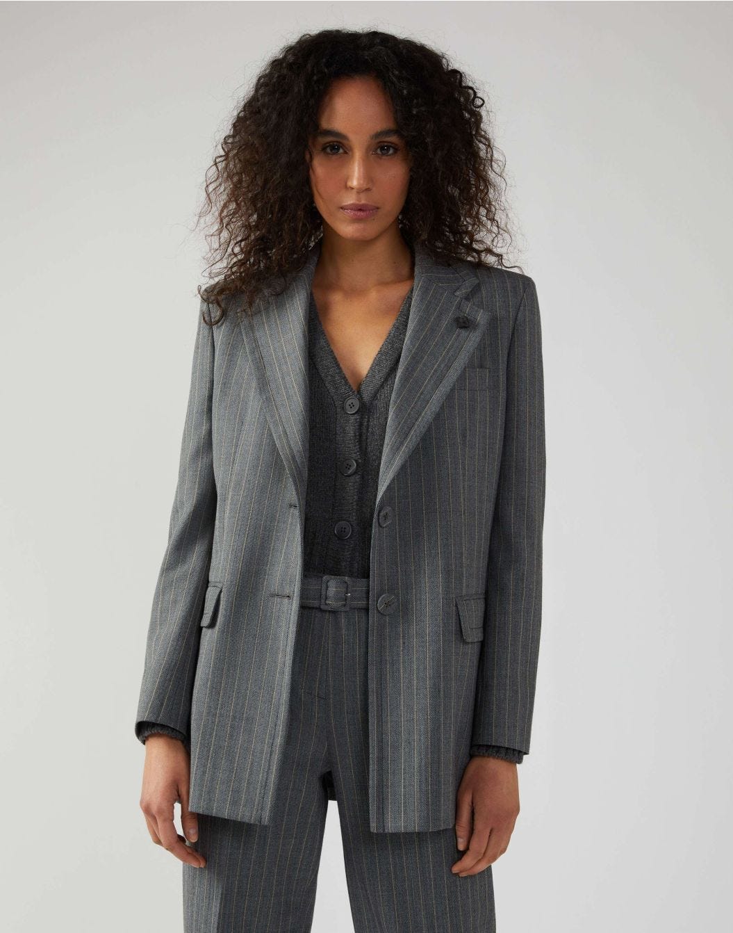 Single-breasted pinstripe jacket in grey and beige 