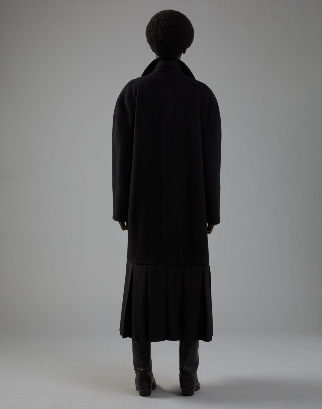 Cappotto monopetto in panno di lana nero 