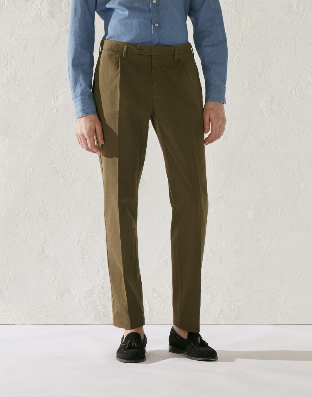 Green extra-comfortable cotton gabardine trousers