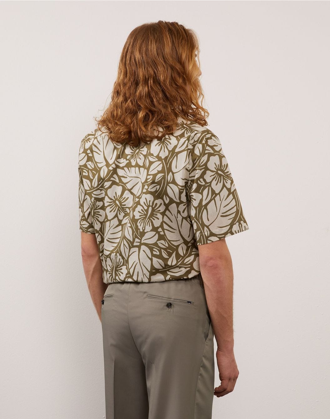 Camicia panna con disegno floreale in cotone 