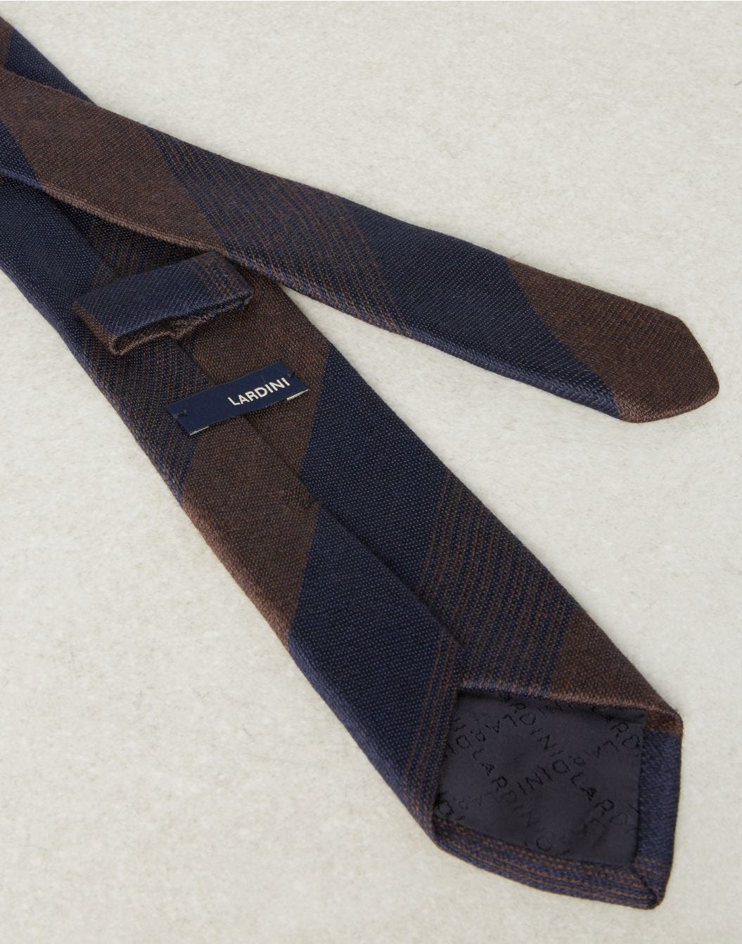 Classic regimental tie in a brown and blue colourway