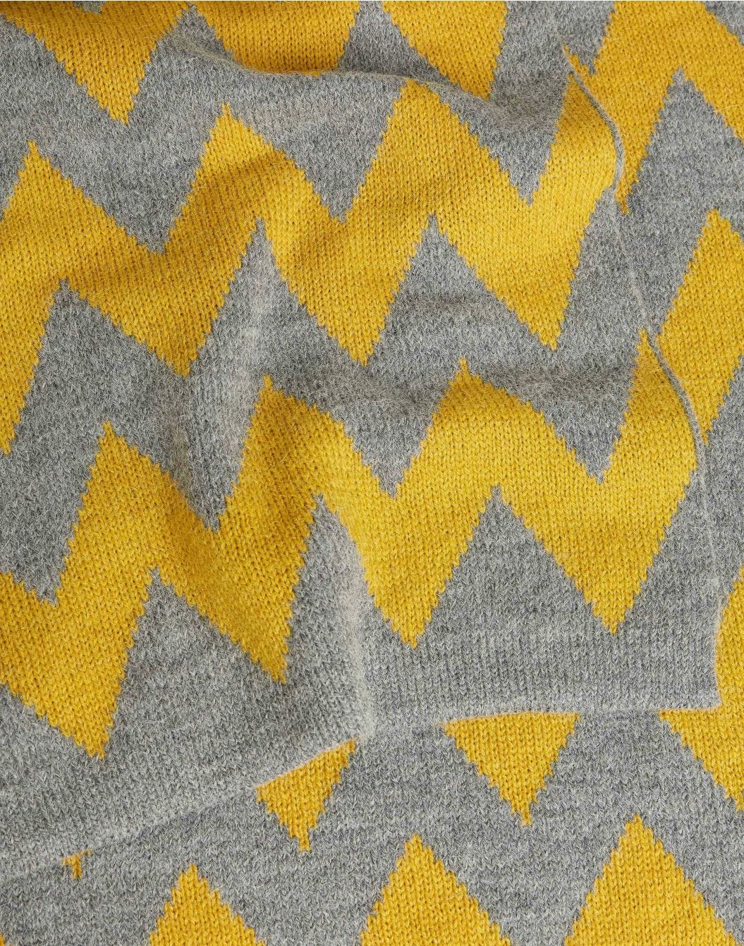 Grey-and-yellow scarf in wool and alpaca 