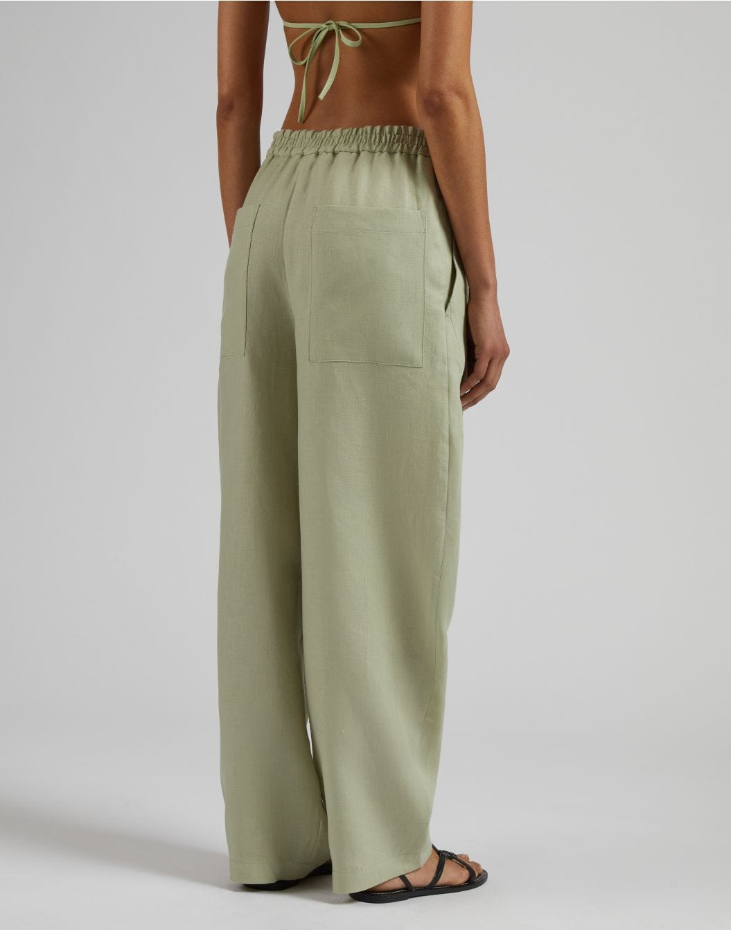 Green linen cloth loose-fitting, low-waisted trousers