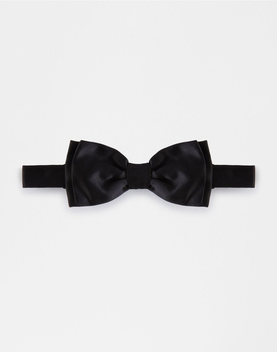 Pre-tied bow
