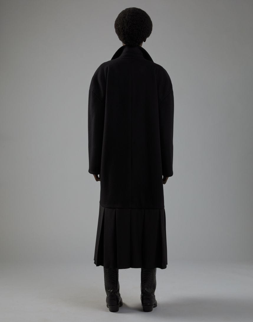 Single-breasted coat in black wool fabric 
