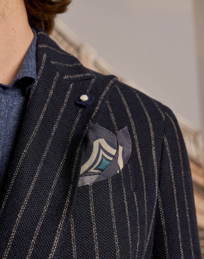 Cotton and linen pocket square with a ’70s print