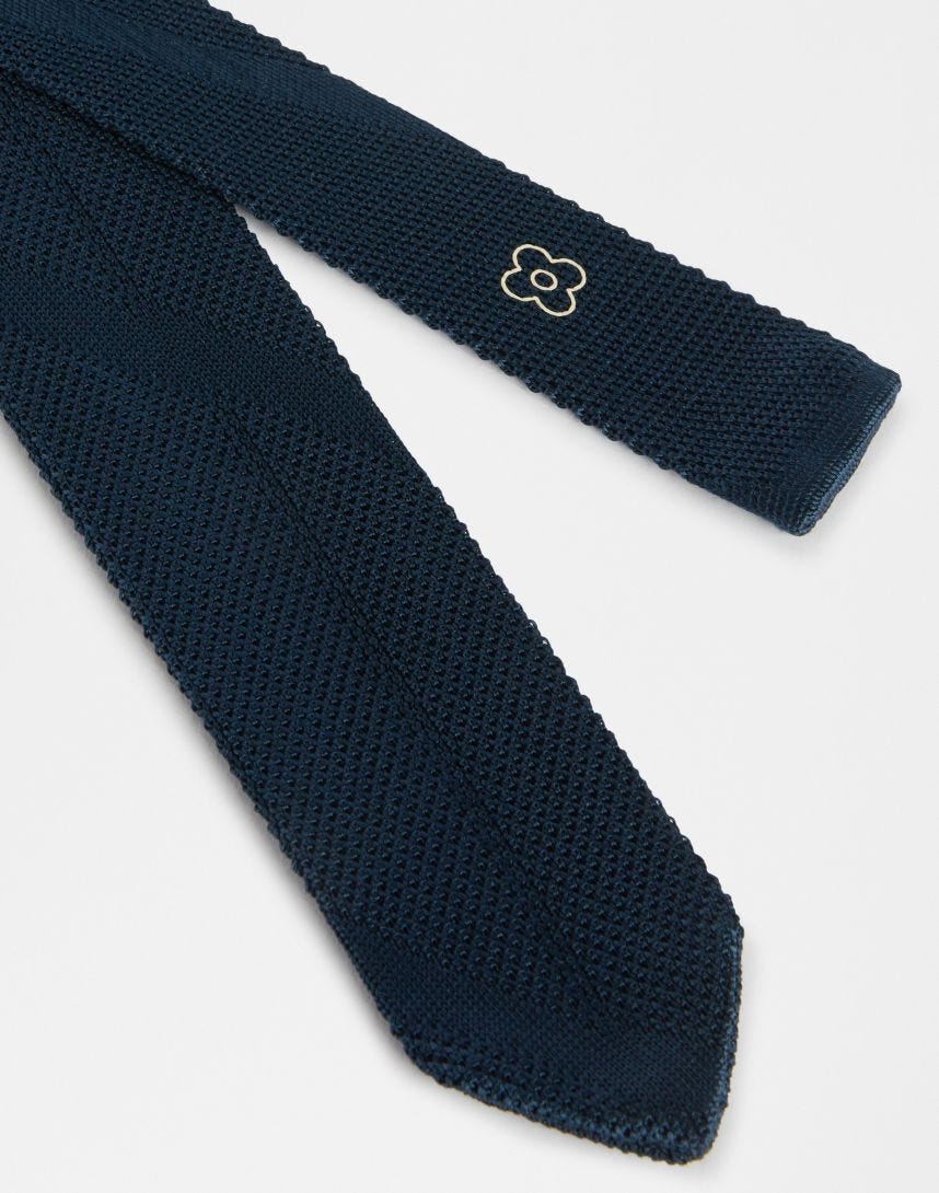 Black silk tricot tie  