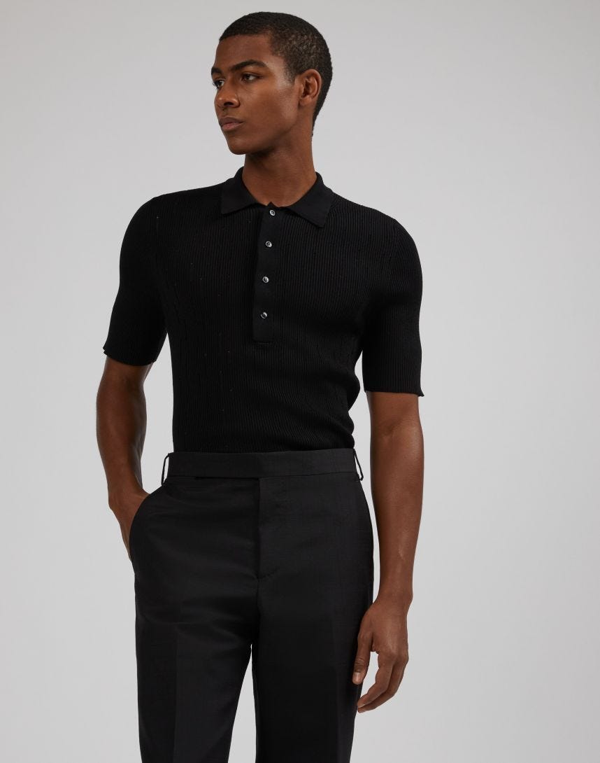 Black buttoned polo shirt with a rib knit