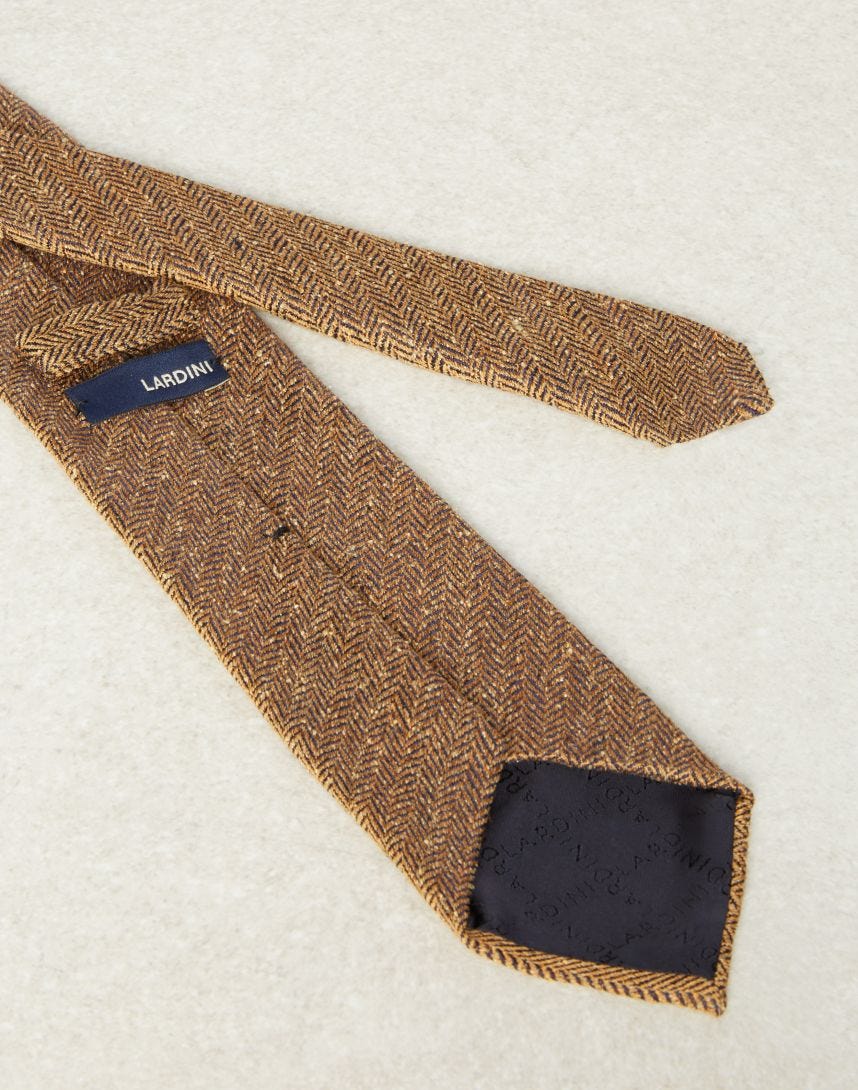Classic lined tie in a camel-and-blue colourway